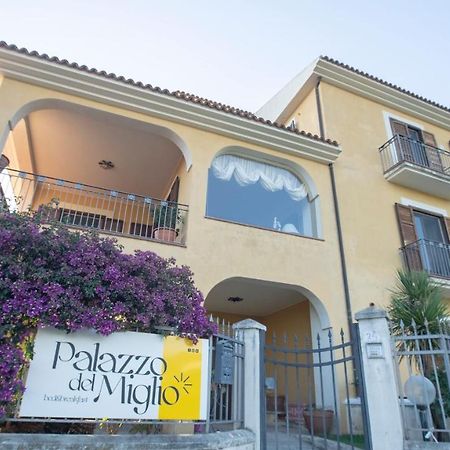 Palazzo Del Miglio Bed and Breakfast Belvedere Marittimo Exteriör bild